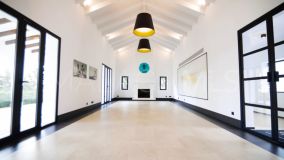 Villa en venta en Estepona