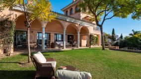8 bedrooms villa for sale in New Golden Mile