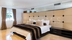 Villa for sale in Elviria, Marbella Est