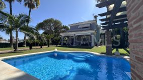 Villa for sale in Estepona