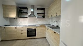 Apartamento en venta en Nueva Andalucia, Marbella