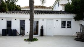Villa zu verkaufen in Xarblanca, Marbella City
