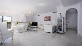 Villa for sale in Bel Air, Estepona East