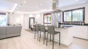 Einfamilienhaushälfte zu verkaufen in Marbella Goldene Meile