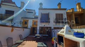 Lovely town house for sale in Lomas del Rey, Alcaidesa!