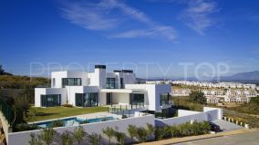 Great opportunity to get modern villa with indoor and outdoor pool