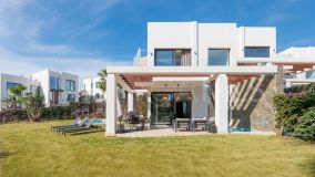 Parvilla for sale in Cabopino, Marbella Öst