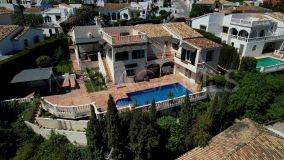 Villa for sale in La Capellania, Benalmadena