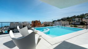 Villa for sale in Benalmadena