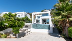 Villa for sale in Buena Vista, Mijas Costa