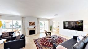 Se vende villa en Campo Mijas