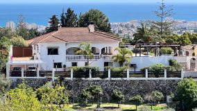 Villa en venta en Doña Pilar con 4 dormitorios