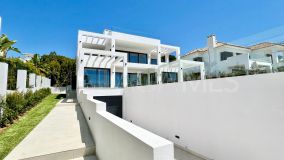 Villa for sale in Real de Zaragoza, Marbella East