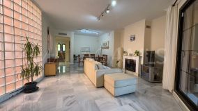 Wohnung zu verkaufen in Hacienda del Sol, Estepona Ost