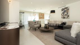 Zweistöckiges Penthouse zu verkaufen in Lomas del Rey, Marbella Goldene Meile