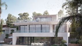 New development of 3 luxury villas on large plots between La Duquesa and Sotogrande
