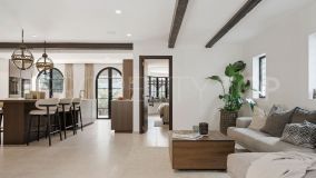 Comprar villa en Nueva Andalucia con 4 dormitorios