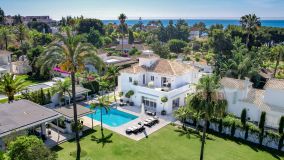 Mansion for sale in Beach Side New Golden Mile, Estepona