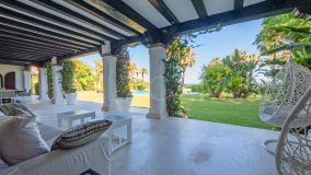 Villa for sale in New Golden Mile, Estepona East