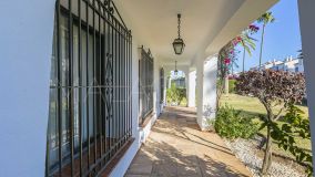Commercial for sale in El Paraiso, Estepona Est
