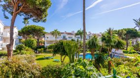 Apartment for sale in Beach Side New Golden Mile, Estepona East