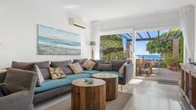 Town House for sale in Estepona