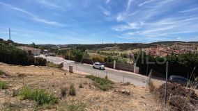 Tomt for sale in Estepona