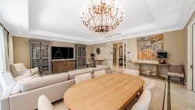Villa en venta en New Golden Mile, Estepona Este