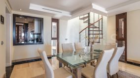 Penthouse for sale in New Golden Mile, Estepona East