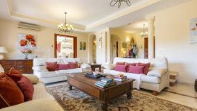 Villa for sale in New Golden Mile, Estepona East