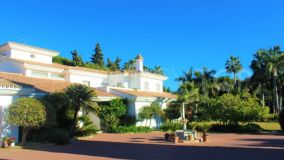 Guadalmina Baja 8 bedrooms villa for sale