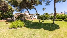 Villa zu verkaufen in New Golden Mile, Estepona