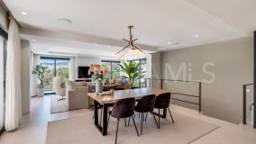 Villa for sale in Nueva Andalucia, Marbella