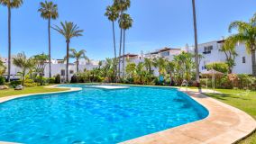 Radhus for sale in Linda Vista Baja, San Pedro de Alcantara