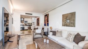 Markplanslägenhet for sale in Nueva Andalucia, Marbella