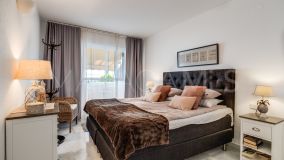 Markplanslägenhet for sale in Nueva Andalucia, Marbella