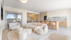 Markplanslägenhet for sale in Nueva Andalucia, Marbella