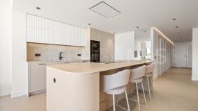 Markplanslägenhet for sale in Nueva Andalucia, Marbella