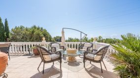Maison for sale in Altos de Estepona