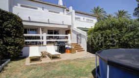 Radhus for sale in La Duquesa, Manilva