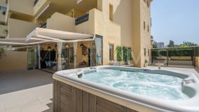 Appartement rez de chaussée for sale in La Resina Golf, Estepona Est