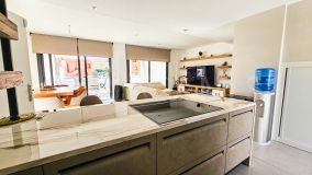 Villa for sale in Los Hidalgos, Manilva