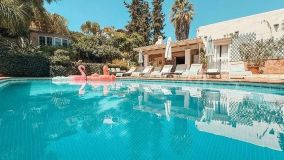 Villa for sale in Nueva Andalucia, Marbella