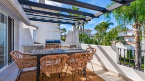 Tvåvånings takvåning for sale in Los Naranjos de Marbella, Nueva Andalucia