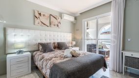 Reihenhaus zu verkaufen in Cabopino, Marbella Ost