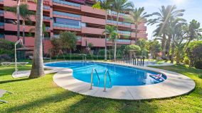 Ground Floor Apartment for sale in Guadalmansa, Estepona East