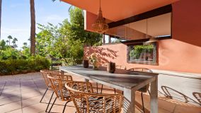 Ground Floor Apartment for sale in Guadalmansa, Estepona East