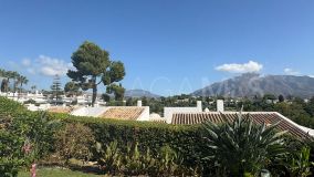Ground Floor Apartment for sale in Los Dragos, Nueva Andalucia
