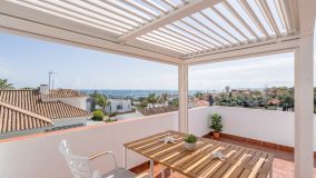 Villa for sale in Seghers, Estepona