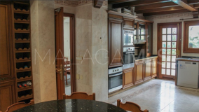 Villa en venta en Cabopino, Marbella Este